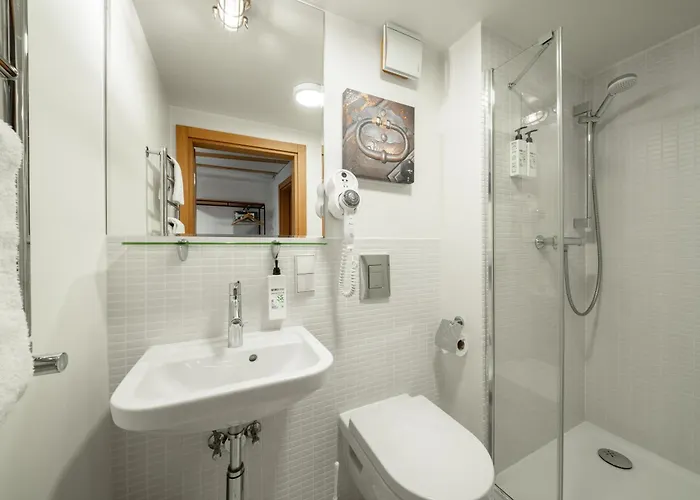 Rixwell Old Palace Hotel