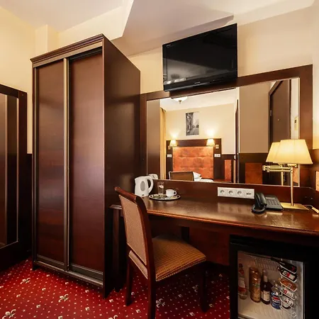 Rixwell Old Palace Hotel 4*