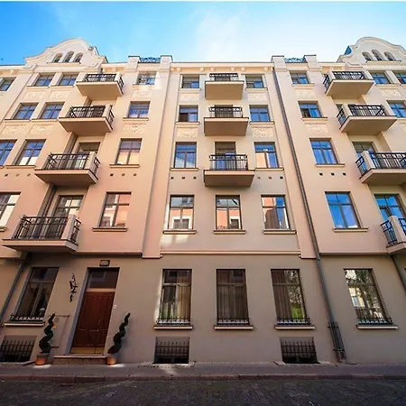 Hotel Rixwell Old Palace 4*