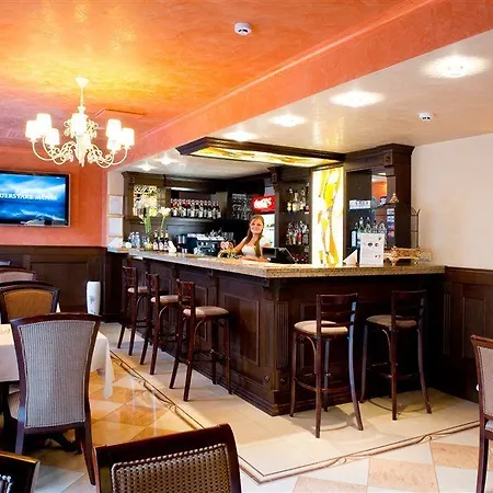 Rixwell Old Palace 4*