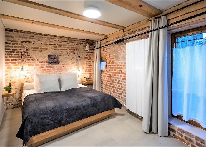 瑞克斯韦尔老里加宫酒店 酒店