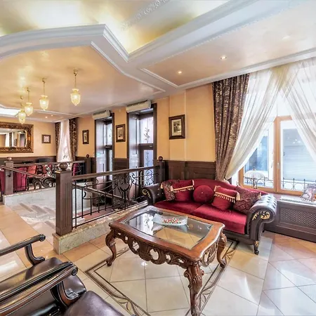 Rixwell Old Palace Otel 4*